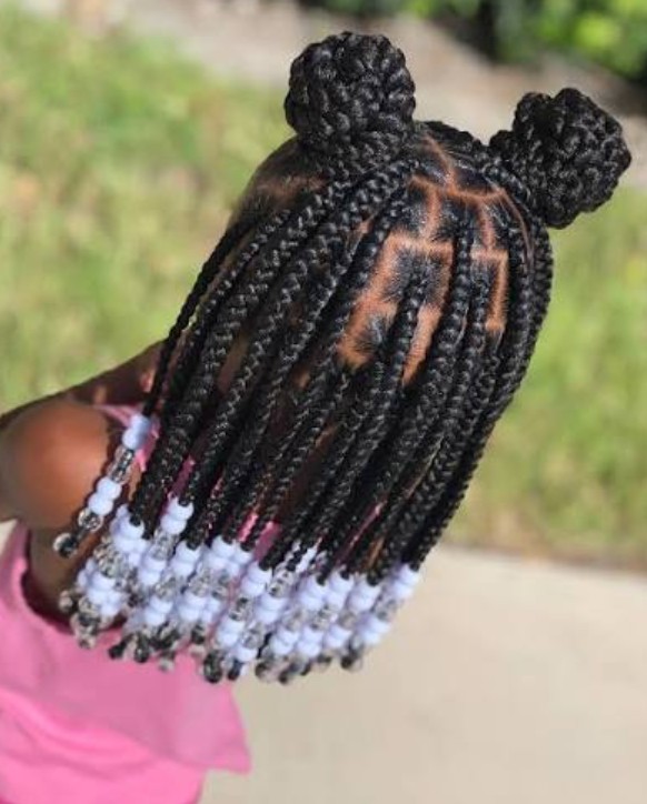 MEDIUM CHILDREN KNOTLESS BRAIDS